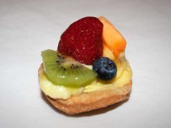 Mini Four Seasons Tart - dessertsbygerard.com