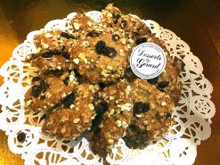 Oatmeal Raisin Cookies - dessertsbygerard.com