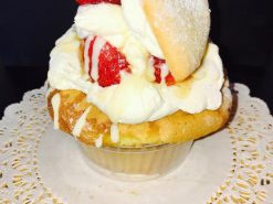 Strawberry Shortcake Cupcake - dessertsbygerard.com