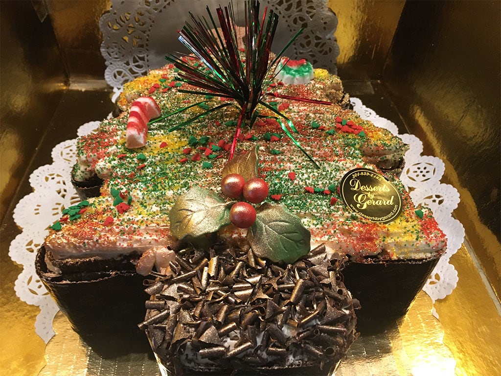 Christmas Tree Cake - dessertsbygerard.com