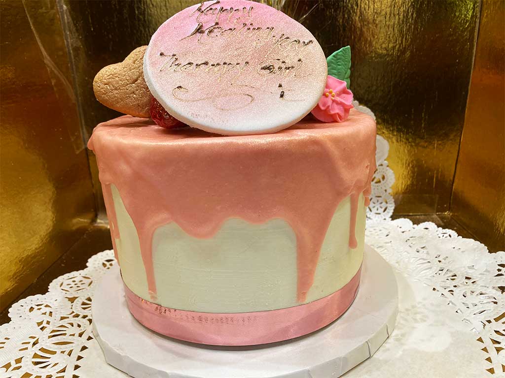 Drip Cake - dessertsbygerard.com